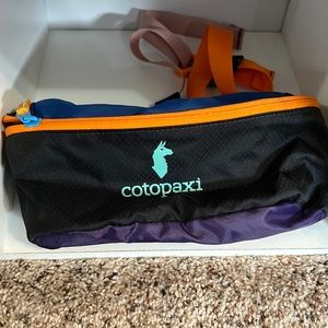 Cotopaxi Fanny Pack multicolor